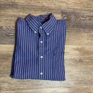 IZOD MEN'S BUTTON DOWN SHIRT MADE IN BANGLADESH BLUE/WHITE STRIPS SIZE L
